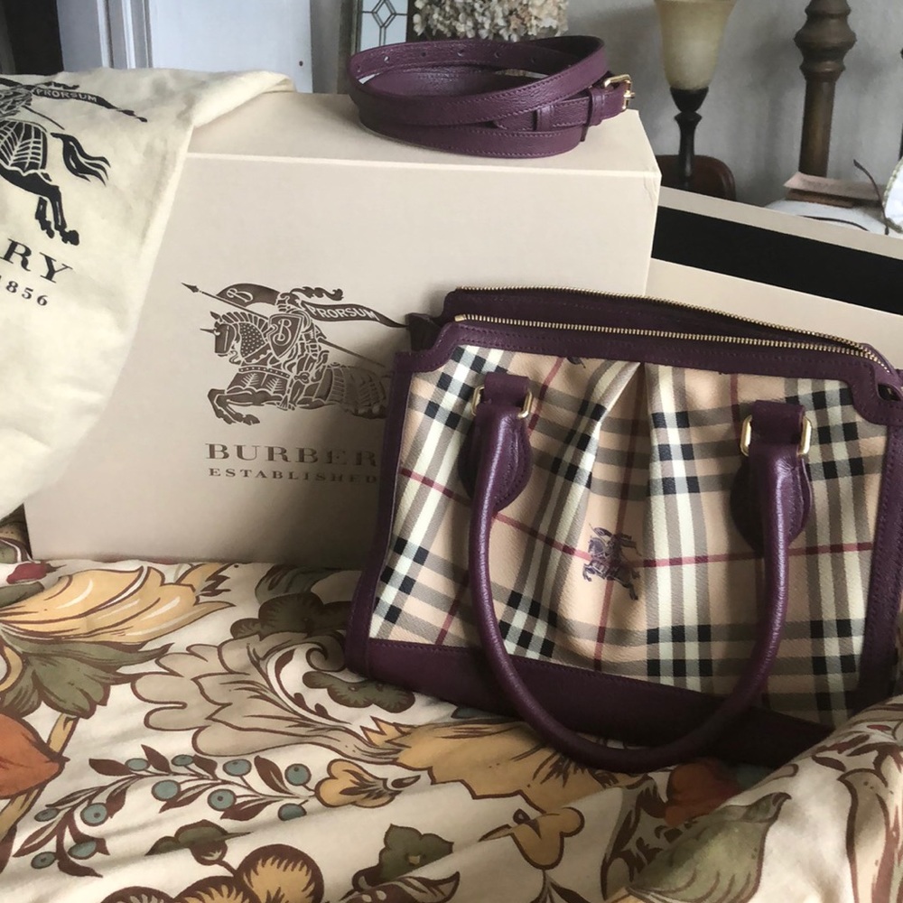 Burberry bag with strap